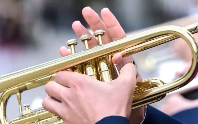 Are fingerings easier on baritone or trumpet?