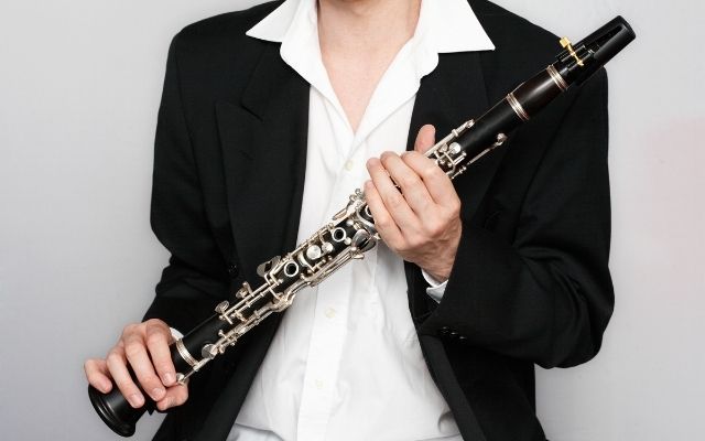 How much time to become a proficient clarinet player?